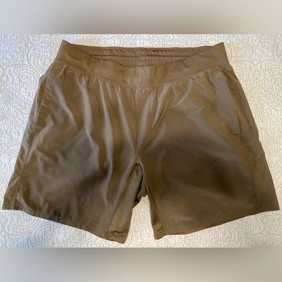 Lululemon T.H.E. Short XXL - Picture 1 of 3